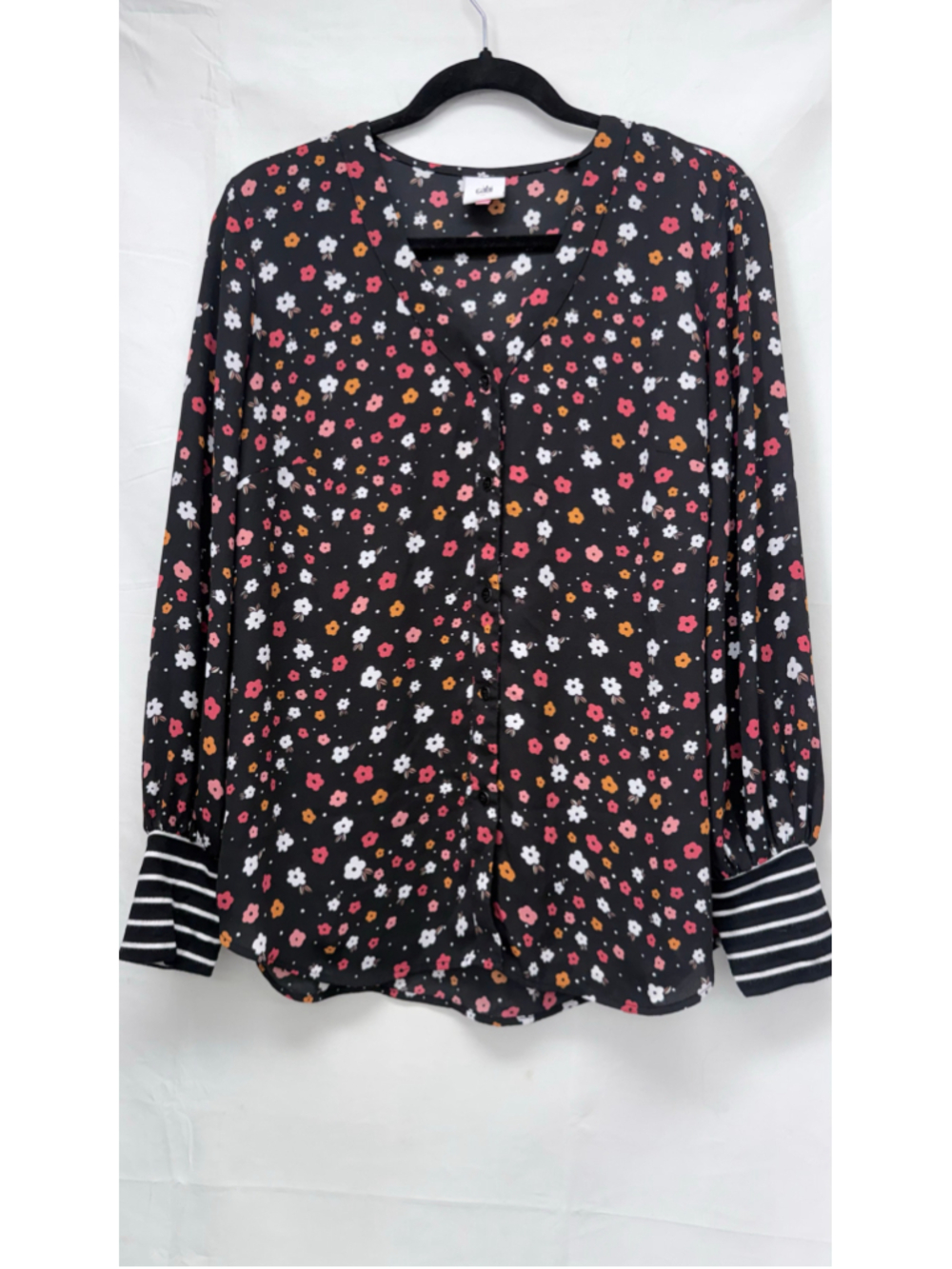 Women's Cabi Floral Blouse Size M Black White Long Sleeve Button Down